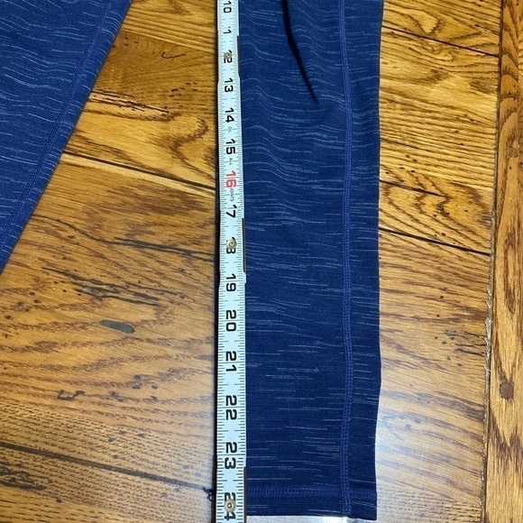 athleta Chaturanga Tight Mid Rise Jacquard Blue Gray Leggings size XSmall. - Picture 8 of 9